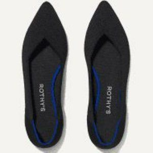 Rothy's Black 'The Point' 9.5 Like New, pointed-toe flat,  machine washable